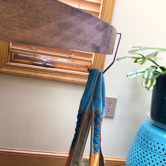 Rhinestone butterfly bag holder. NWOB. - Picture 4 of 5